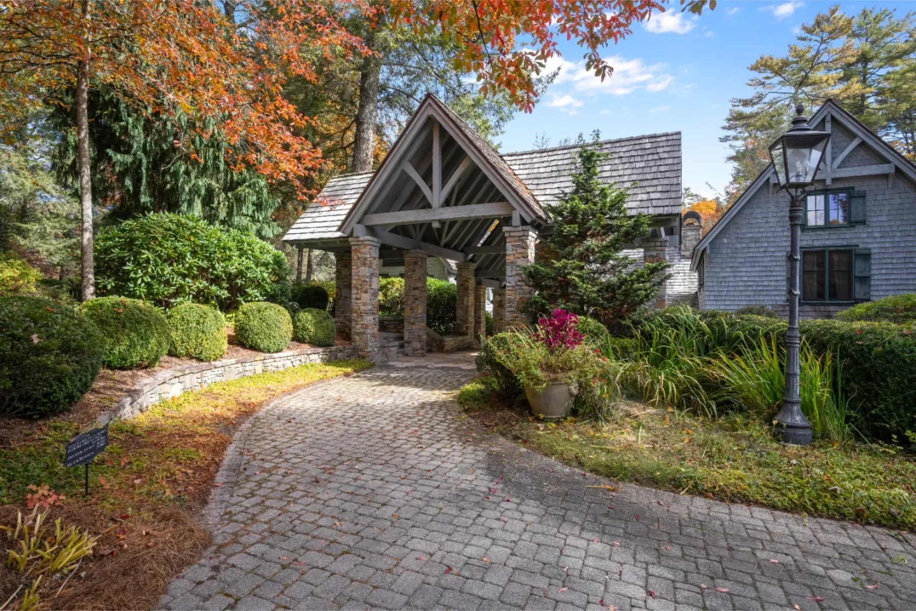 1671 Highway 107S, Cashiers, NC 28717, Highlands, North Carolina, United States. - Photo 3