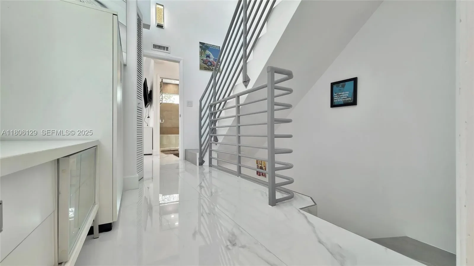 Gallery photo 12
