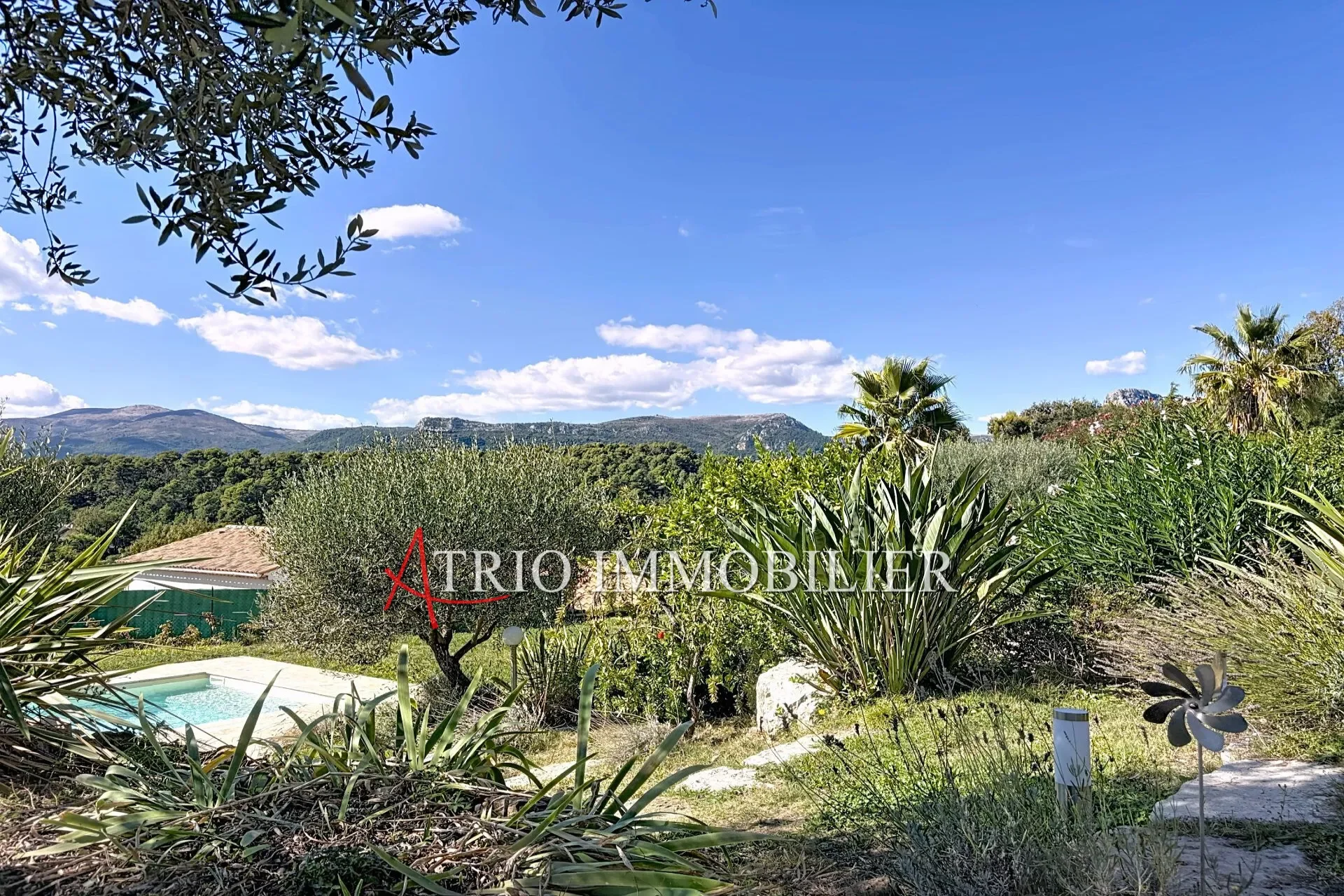 La Gaude, Provence-Alpes-Côte d'Azur, France. - Photo 13