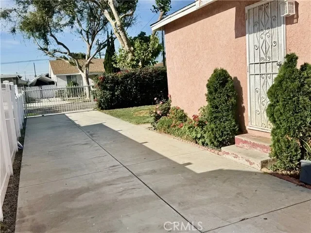 1203 W 134th Place, Compton, CA 90222, Compton, California, United States. - Photo 16
