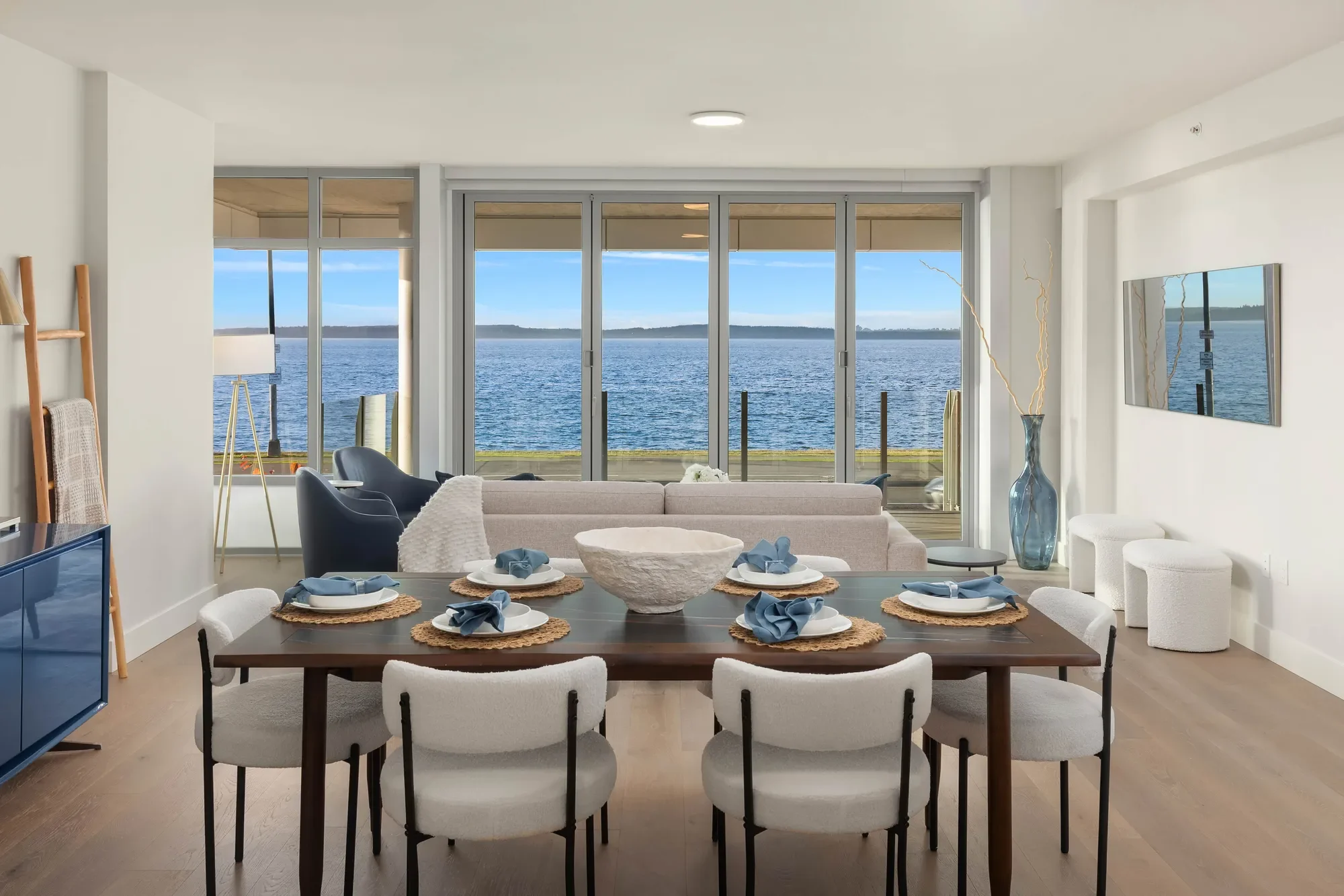 1250 Alki Ave SW Unit #2A , Seattle, WA 98116, Seattle, Washington, United States. - Photo 2
