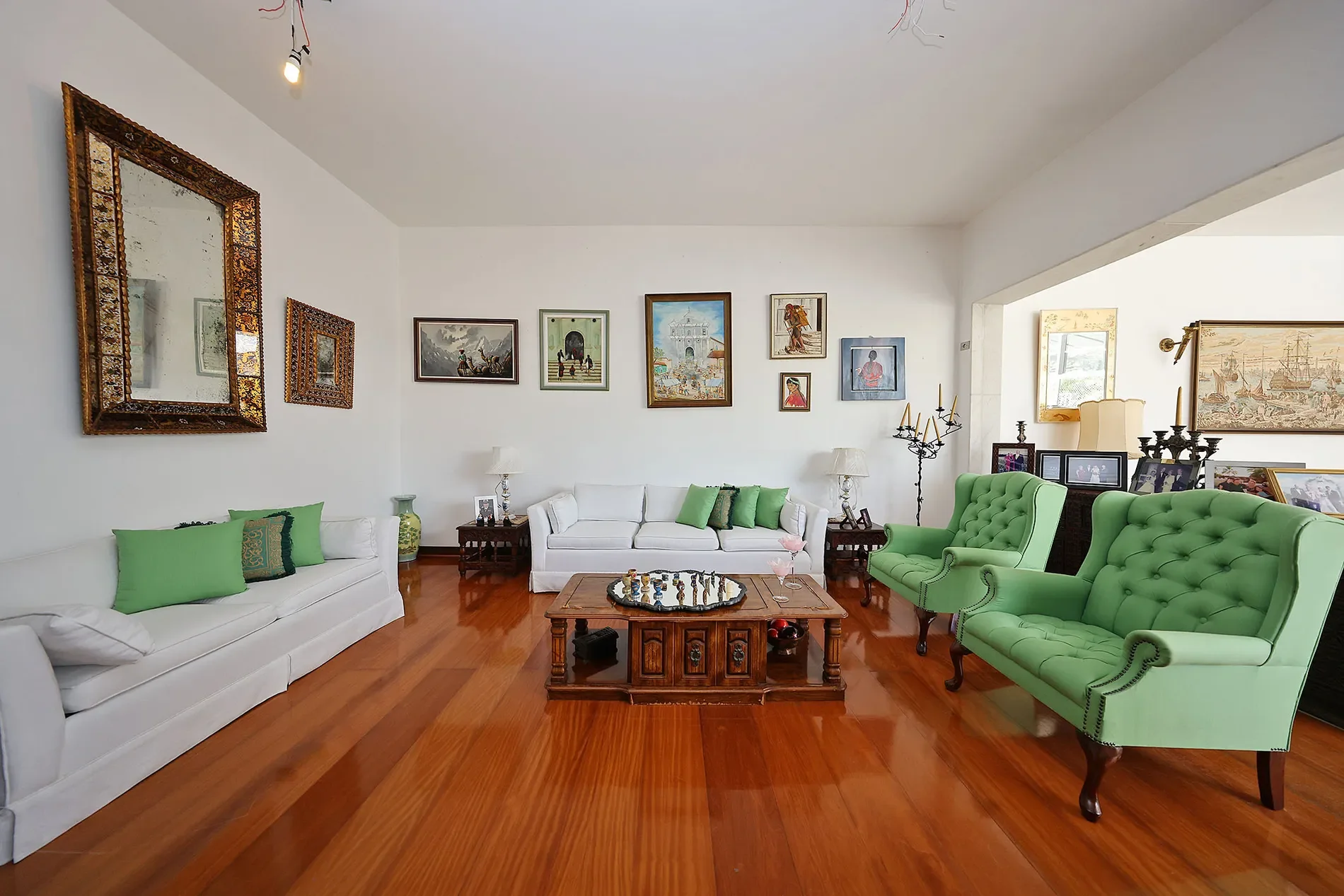 Gallery photo 1
