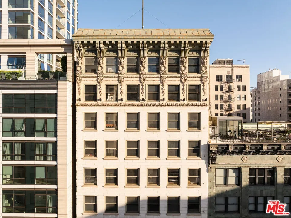 424 S Broadway, Los Angeles, California, United States. - Photo 10