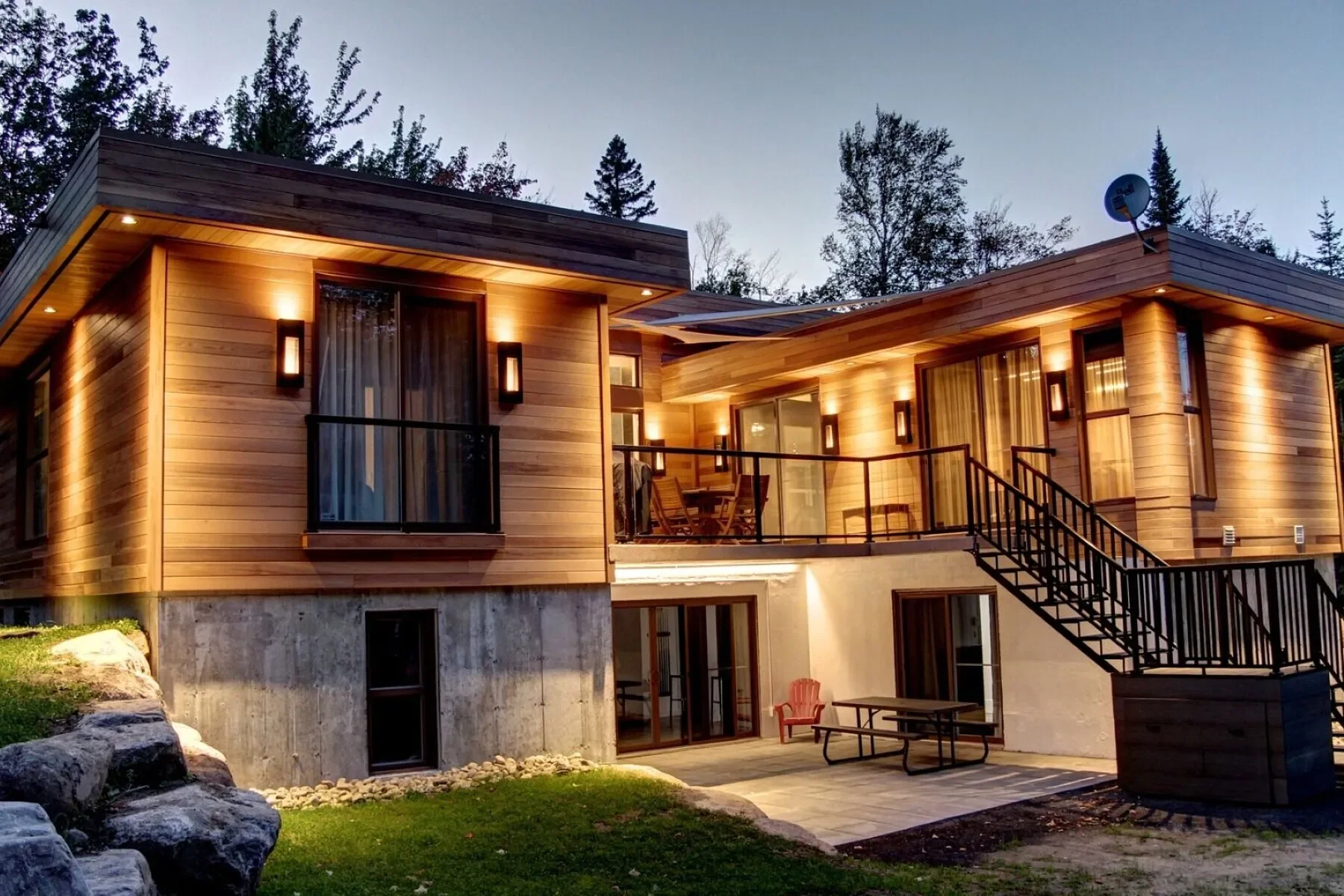 Exterior photo 3