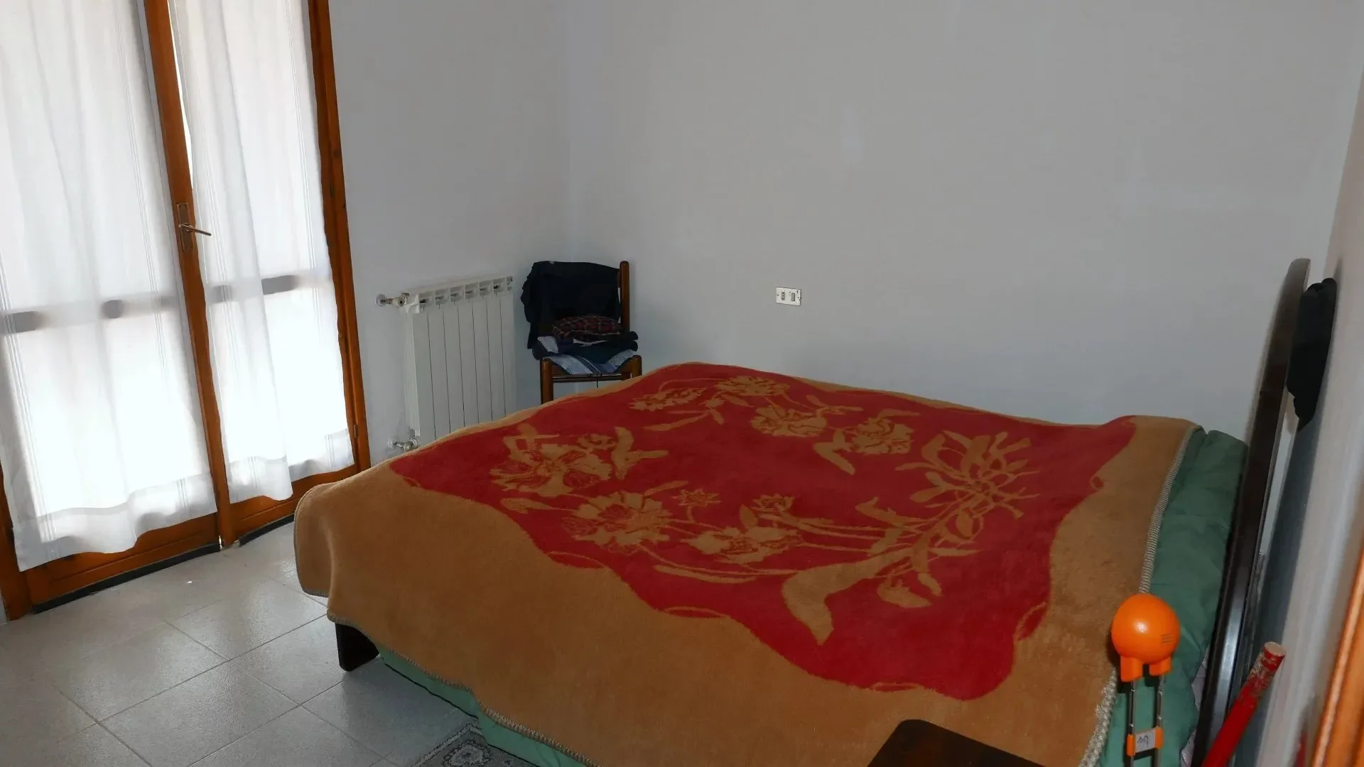 Gallery photo 2