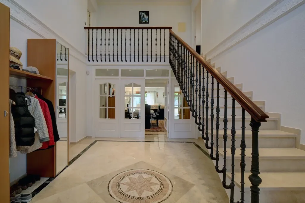 Gallery photo 6