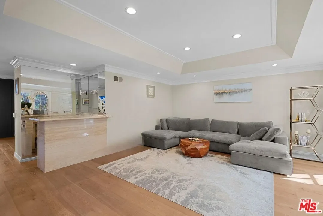 22241 Alizondo Dr, Los Angeles, California, United States. - Photo 15