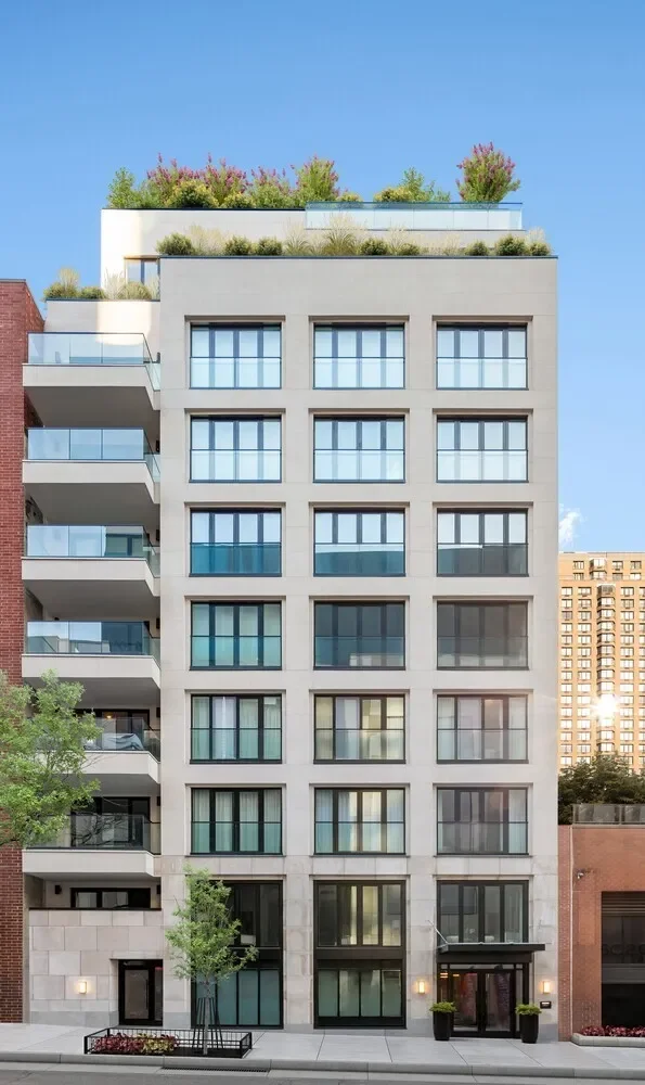 GRACIE GREEN, 427 E 90TH ST, New York, New York, United States. - Photo 22