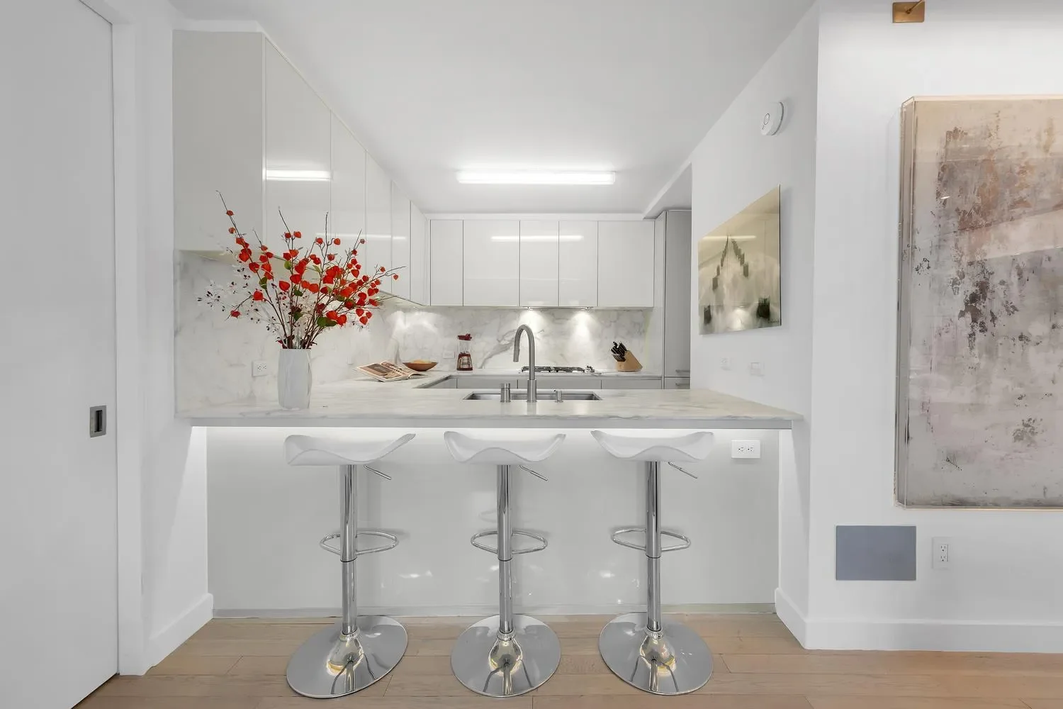THE SHEFFIELD, 322 W 57TH ST, New York, New York, United States. - Photo 10