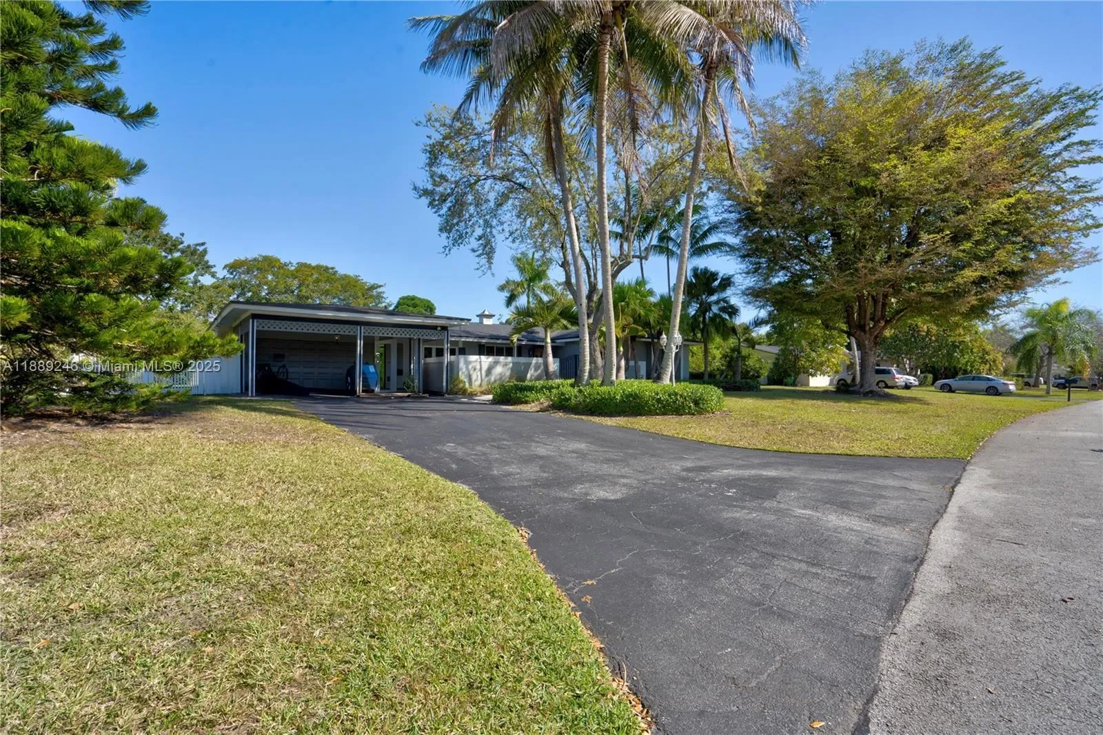 10735 SW 134 Terrace, Miami, Florida, United States. - Photo 46