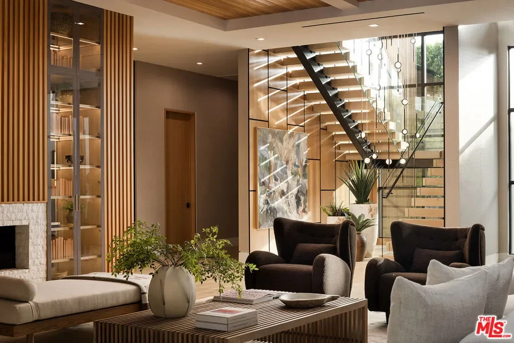 13187 Chalon Road, Los Angeles, California, United States. - Photo 9