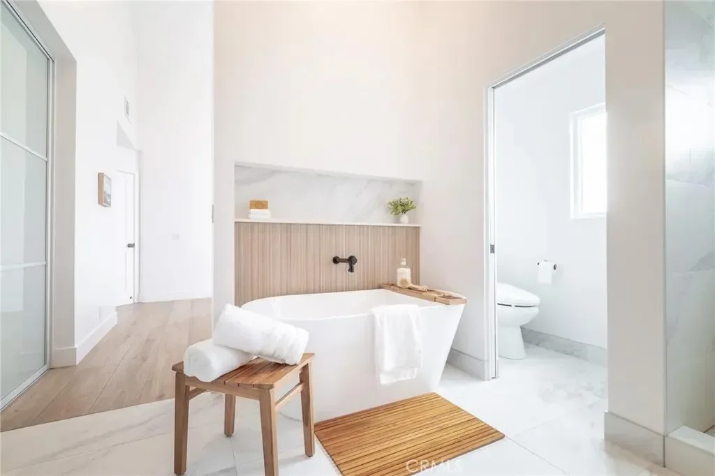 27 Burriana, San Clemente, California, United States. - Photo 33