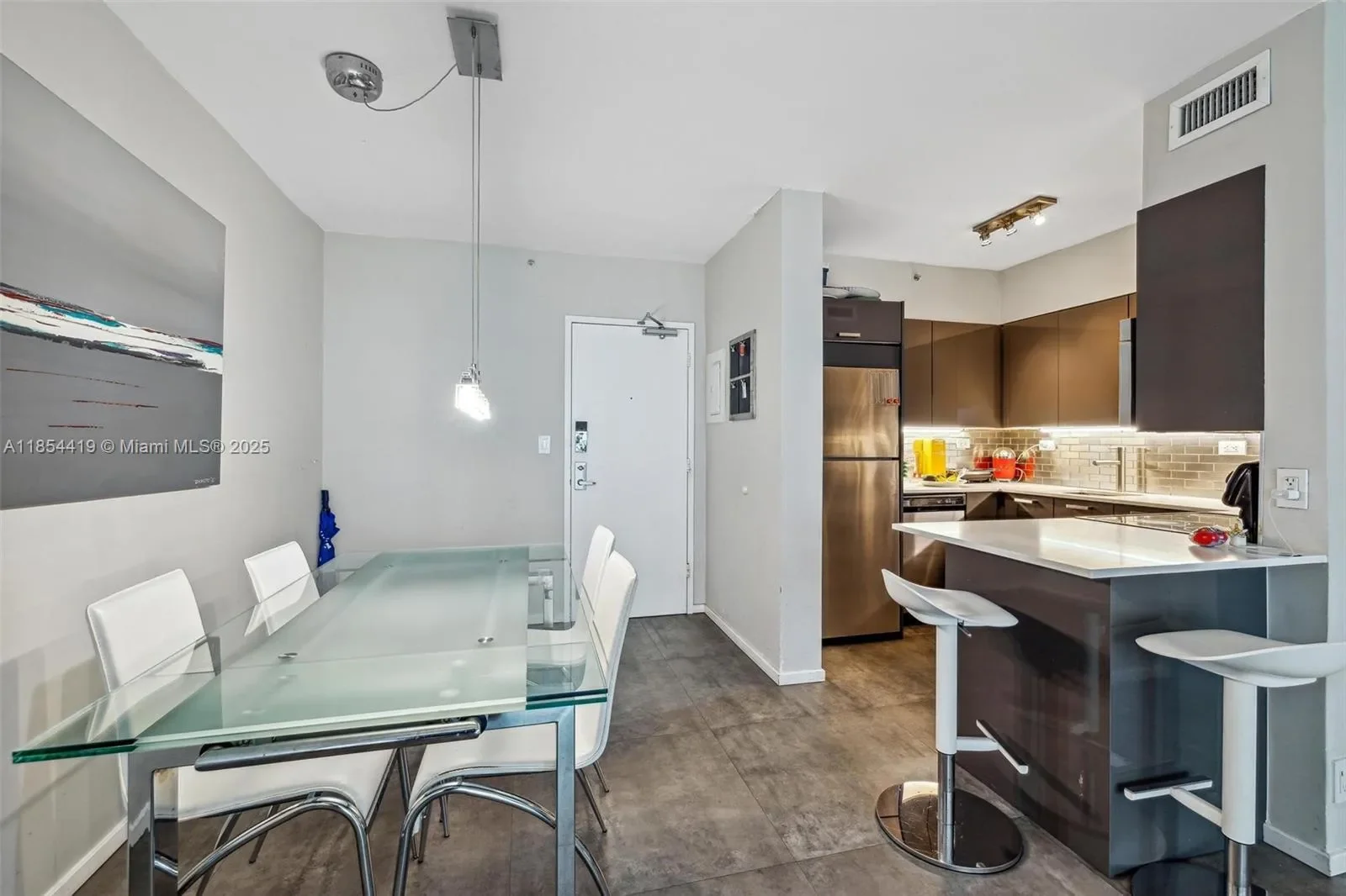 1500 Bay Rd, Miami Beach, Florida, United States. - Photo 23