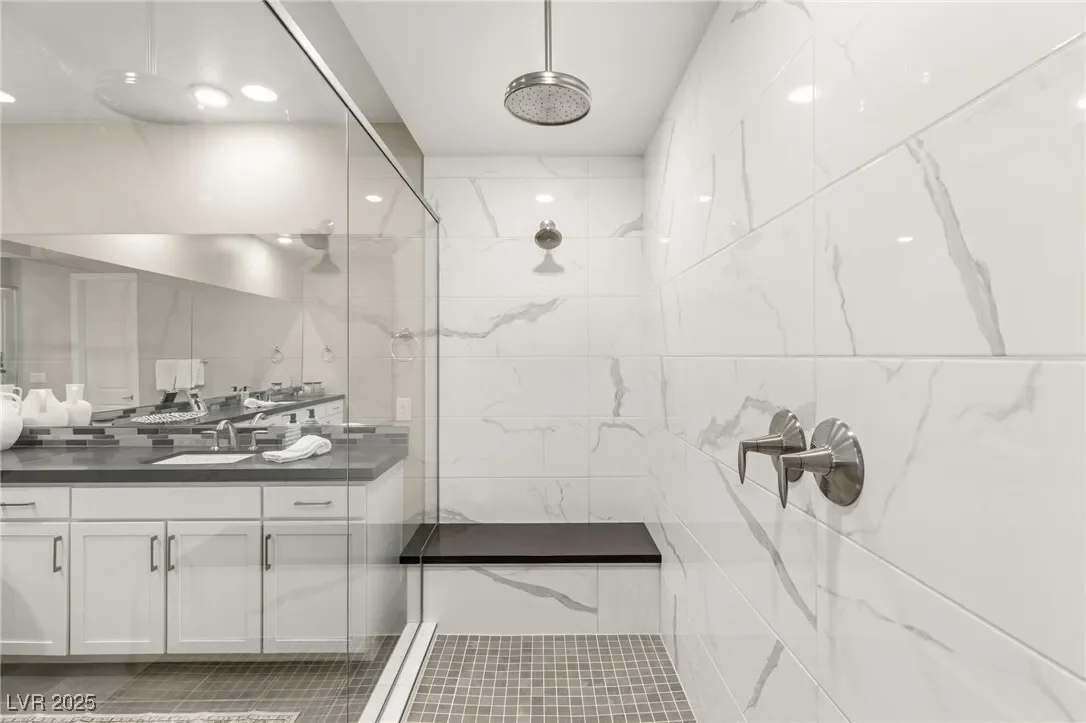 11280 Granite Ridge Drive 1012, Las Vegas, Nevada, United States. - Photo 20