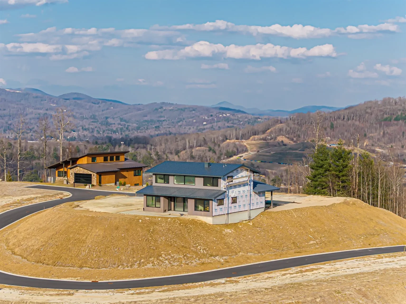 24 Watchman, Hendersonville, NC, 28792, USA, Hendersonville, North Carolina, United States. - Photo 39