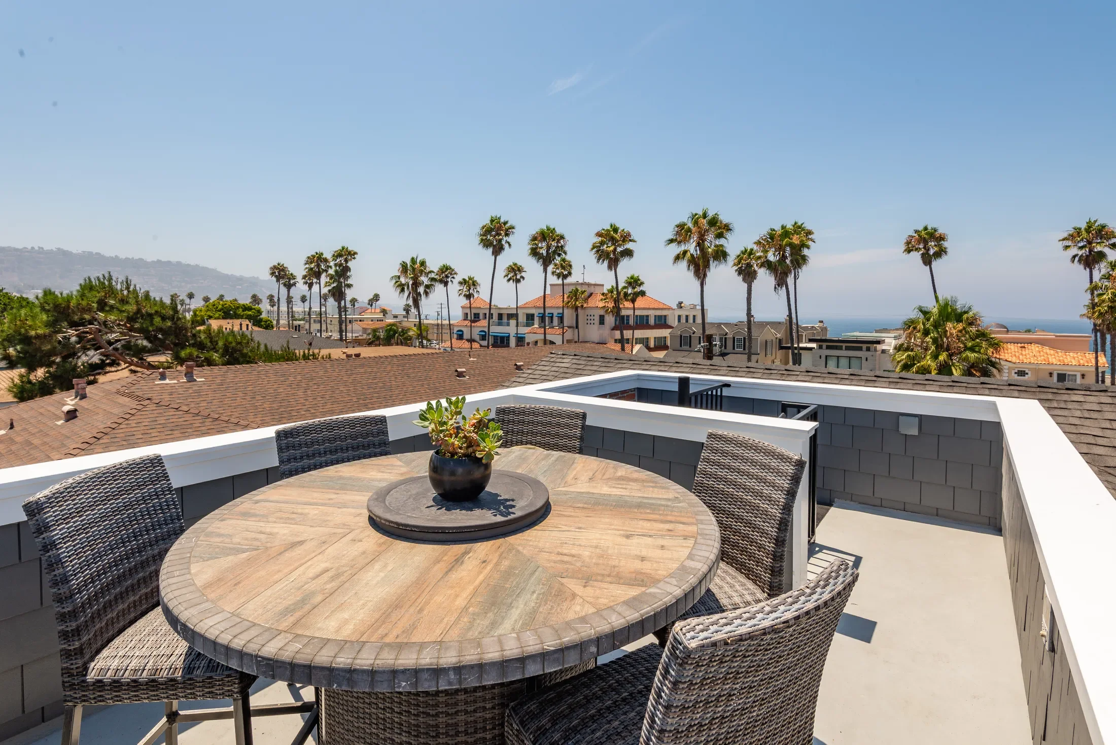 202 Avenue H , Redondo Beach, CA 90277, Redondo Beach, CA, United States. - Photo 1
