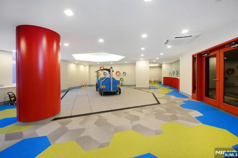 1400 Hudson Street 809, Hoboken, NJ 07030, Hoboken, New Jersey, United States. - Photo 36