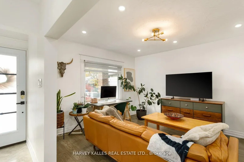 139 King Edward Avenue, Toronto, ON, M4C 5J7, CANADA, Toronto, Ontario, Canada. - Photo 4