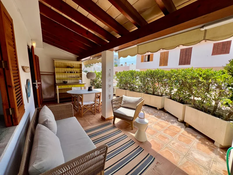 Apartment A Few Meters From The Coast In A Community With A Pool
