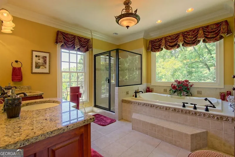 Hayesville, North Carolina, United States. - Photo 23
