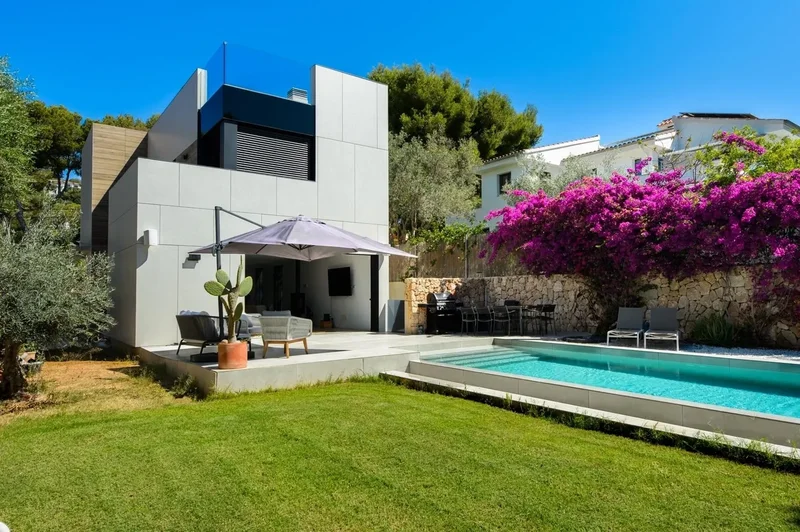New-Built Villa in the prestigious Old Bendinat