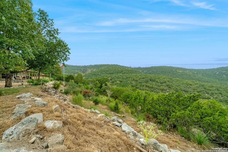 411 Valley View, Pipe Creek, Texas, United States. - Photo 48