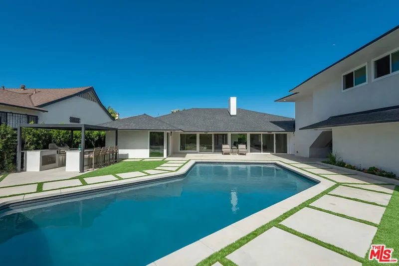 4204 Olympiad Drive, Los Angeles, California, United States. - Photo 17