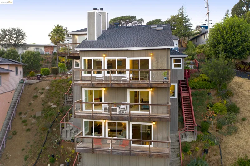 10353 Royal Oak Rd, Oakland, California, United States. - Photo 27