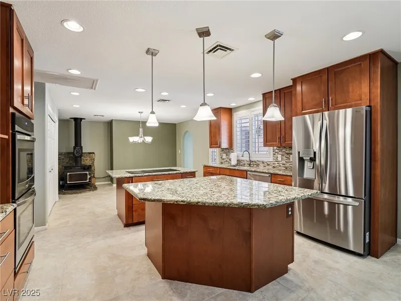 5309 N Chieftain Street, Las Vegas, Nevada, United States. - Photo 6