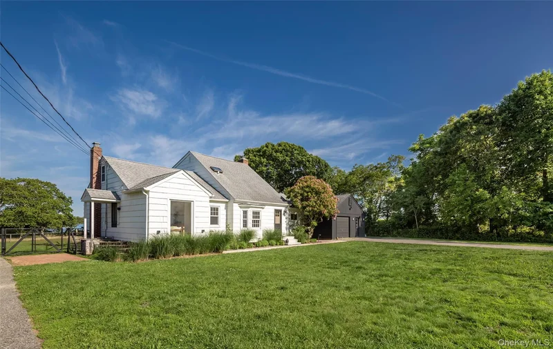 13 Tarkettle Road, Shelter Island, NY 11964, Shelter Island, New York, United States. - Photo 2