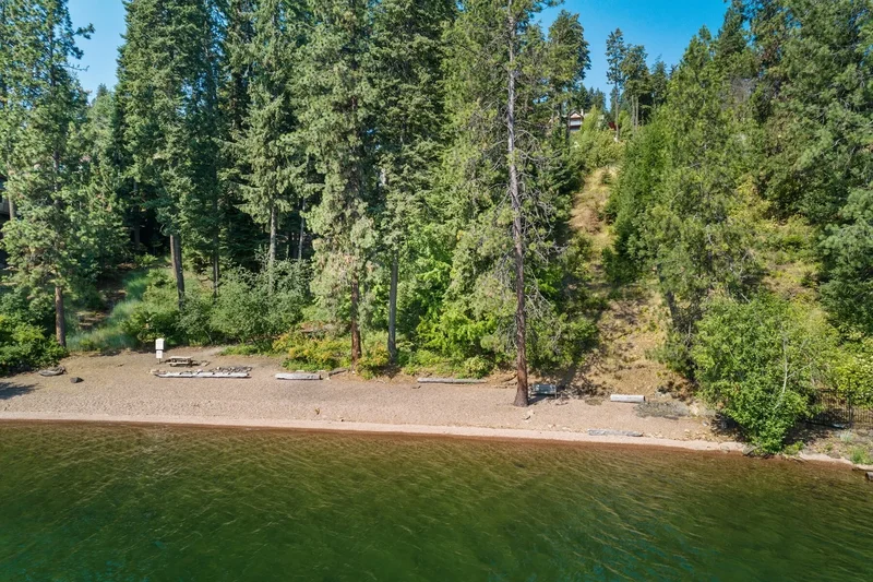 4520 S Threemile Point Rd, Coeur d'Alene, ID 83814, Coeur d'Alene, Idaho, United States. - Photo 62