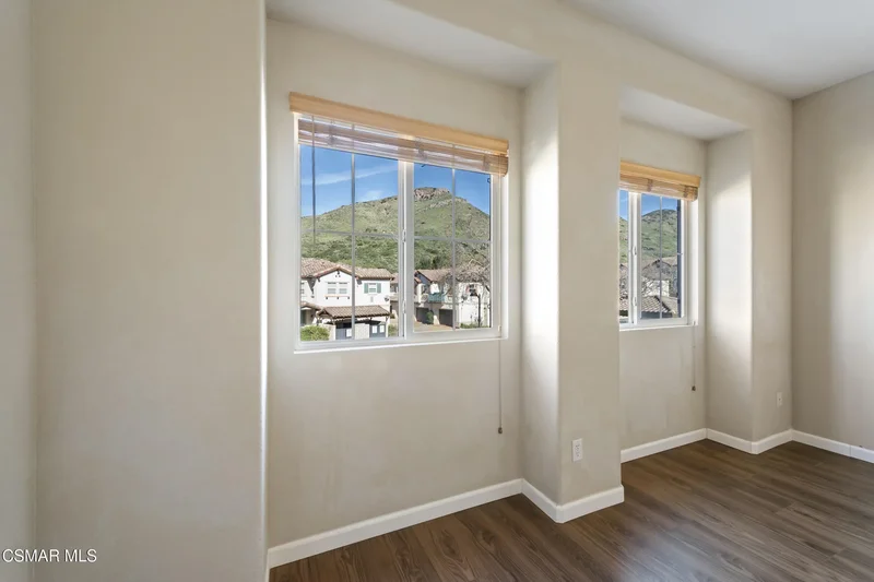 84 Via Katrina, Thousand Oaks, California, United States. - Photo 20
