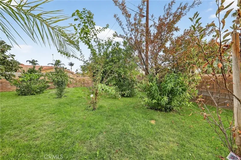 951 W Kendall, Corona, California, United States. - Photo 31