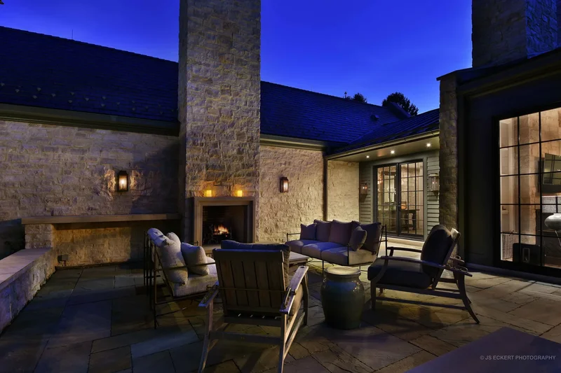 61 Sequoia Court , Lake Forest, IL 60045, Lake Bluff, Illinois, United States. - Photo 37