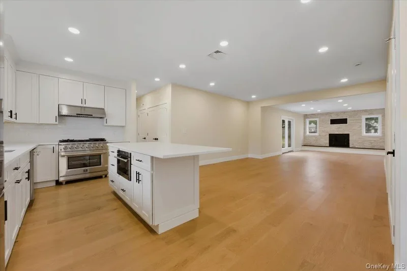 7 Hoover Lane, Bethpage, NY 11714, Bethpage, New York, United States. - Photo 22
