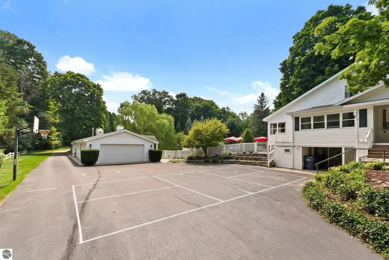 5161 Silver Pines Road, Traverse City, MI, 49685, USA, Traverse City, Michigan, United States. - Photo 60