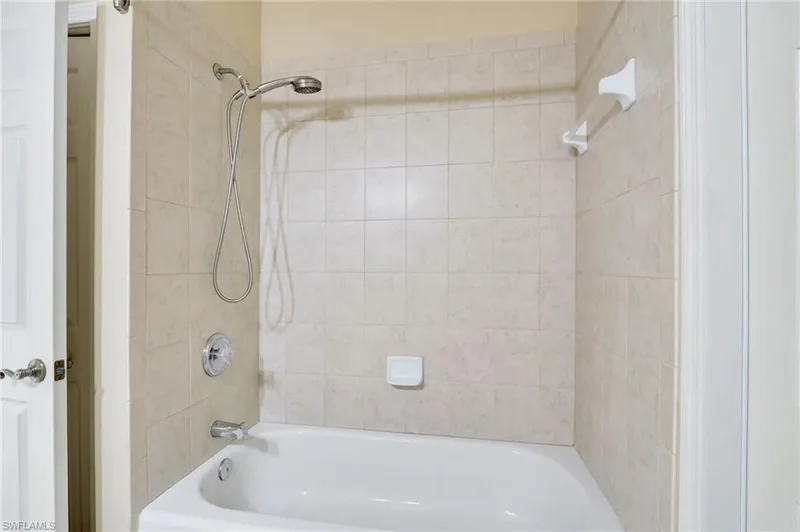 6140 River Shore Ct, North Fort Myers, FL 33917, North Fort Myers, Florida, United States. - Photo 18