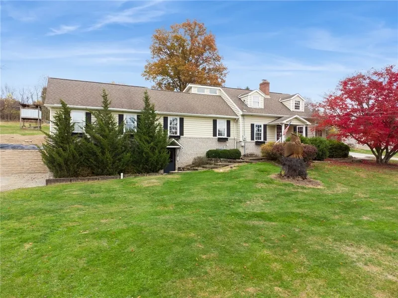 4 Bedrooms Single Family Detached