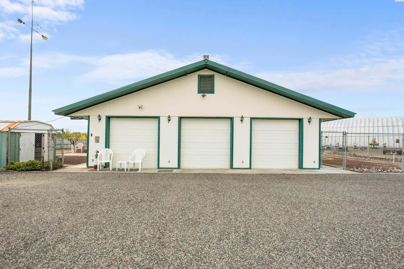 1202 W Hudson Rd, Granger, WA 98932, Granger, Washington, United States. - Photo 37