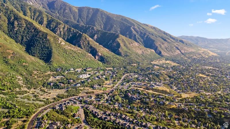 10665 S DIMPLE DELL DR E, Sandy, Utah, United States. - Photo 19