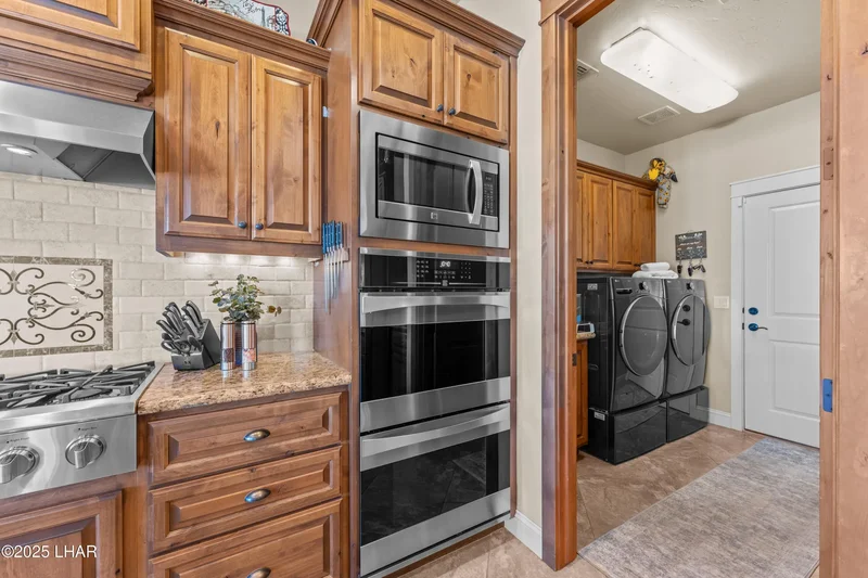 1921 Felicidad Dr, Lake Havasu City, AZ 86404, Desert Hills, Arizona, United States. - Photo 25