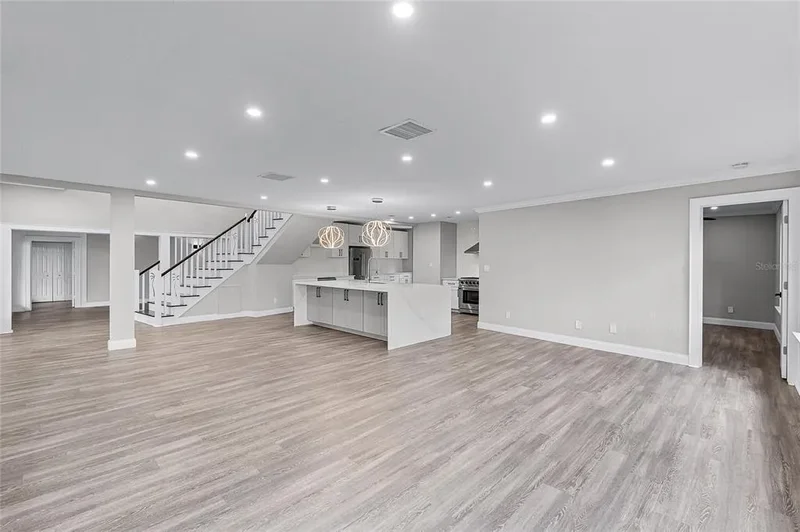 311 E 8th Avenue, Windermere, FL 34786, Lake Butler, Florida, United States. - Photo 37