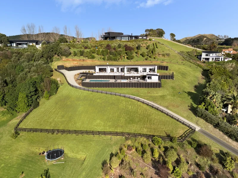 42 Oceana Drive, Welcome Bay, Tauranga 3175, New Zealand, Tauranga, Bay of Plenty, New Zealand. - Photo 12