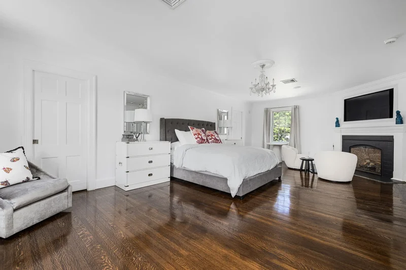 140 Freeman Parkway , Providence, RI 02906, Providence, Rhode Island, United States. - Photo 26