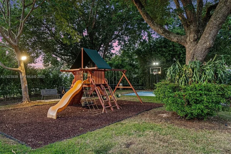 11155 SW 40th St, Davie, FL, 33328, USA, Davie, Florida, United States. - Photo 38