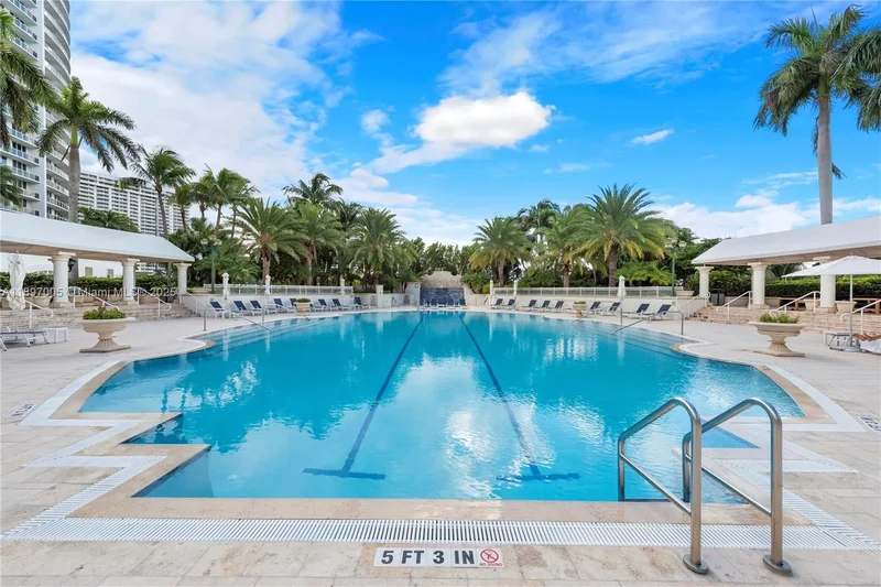 6000 Island Blvd, Golden Beach, Florida, United States. - Photo 18