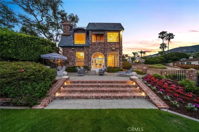245 Crescent Bay Drive, Laguna Beach, California, United States. - Photo 56
