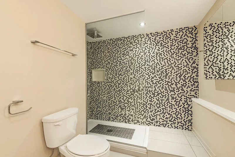 150 Rue Berlioz, Apt. 628, Verdun Ile Des Soeurs, QC H3E1K3, Montréal, Quebec, Canada. - Photo 14