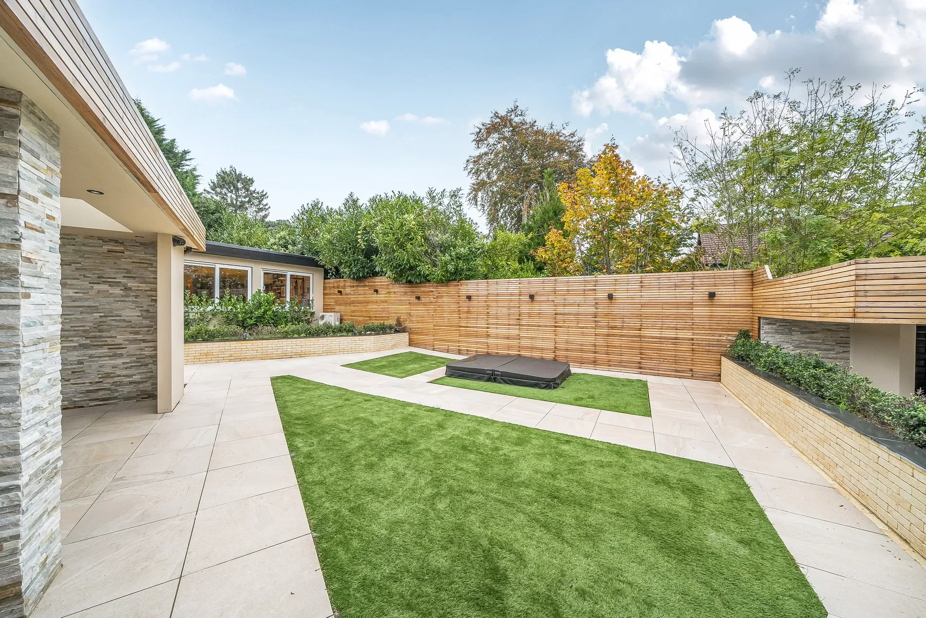 Exterior photo 11