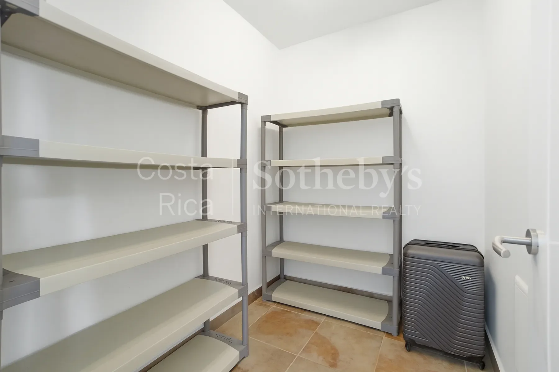 Gallery photo 8